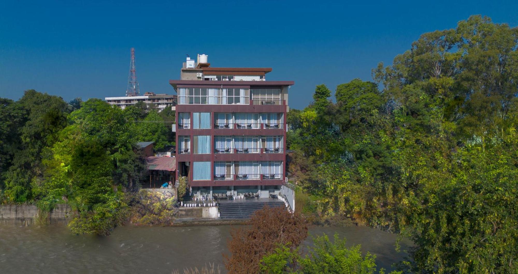 Sukoon By The Ganges - A Riverside Retreat Haridwār Buitenkant foto